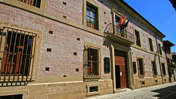 Fachada del Museo del Carlismo, Estella-Lizarra